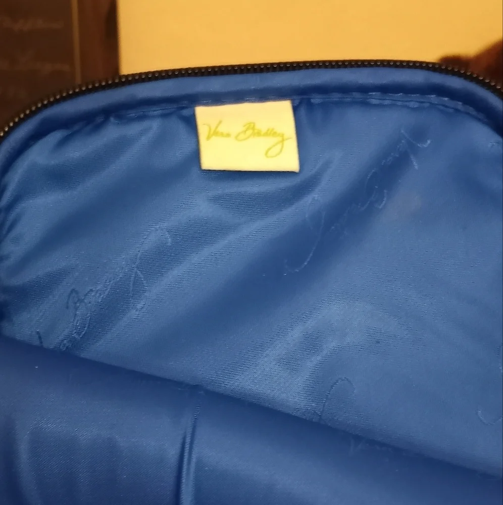 Vera Bradley, Blue Bayou, Neoprene iPad/Tablet Sleeve excellent condition